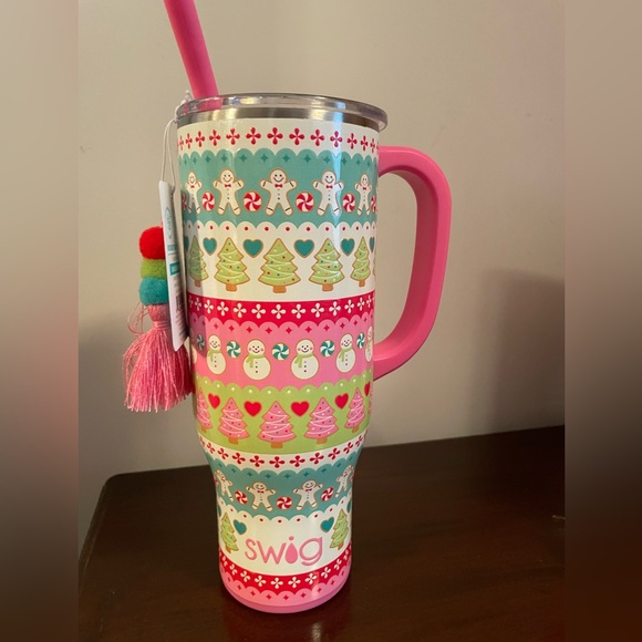 Other - 🎄LAST ONE! Swig Holiday Tumbler 30 oz stainless steel. Brand new with tags